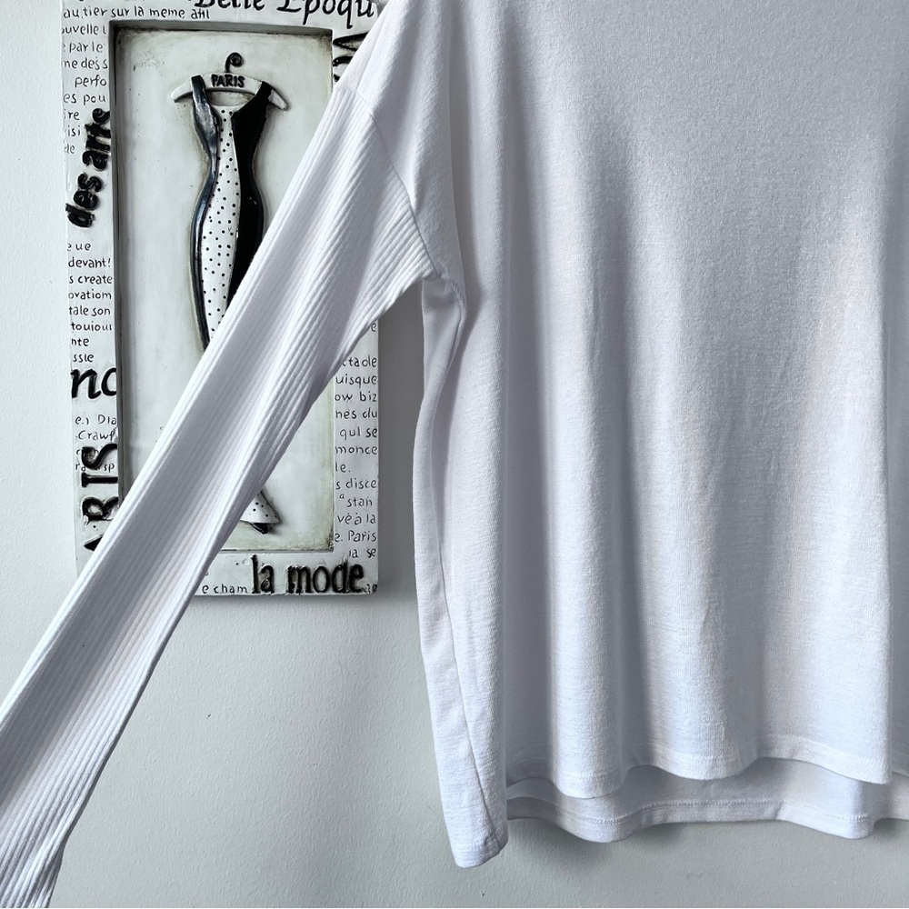 GAP Women’s Basic Normcore White Knit Long Ribbed Sleeve Boat Neck T-shirt Sz S - Picture 2 of 9